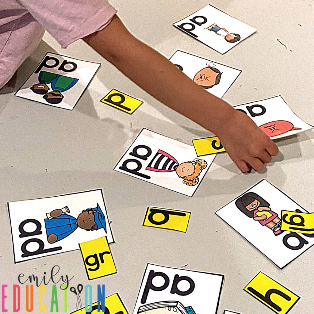word building center using word family picture cards